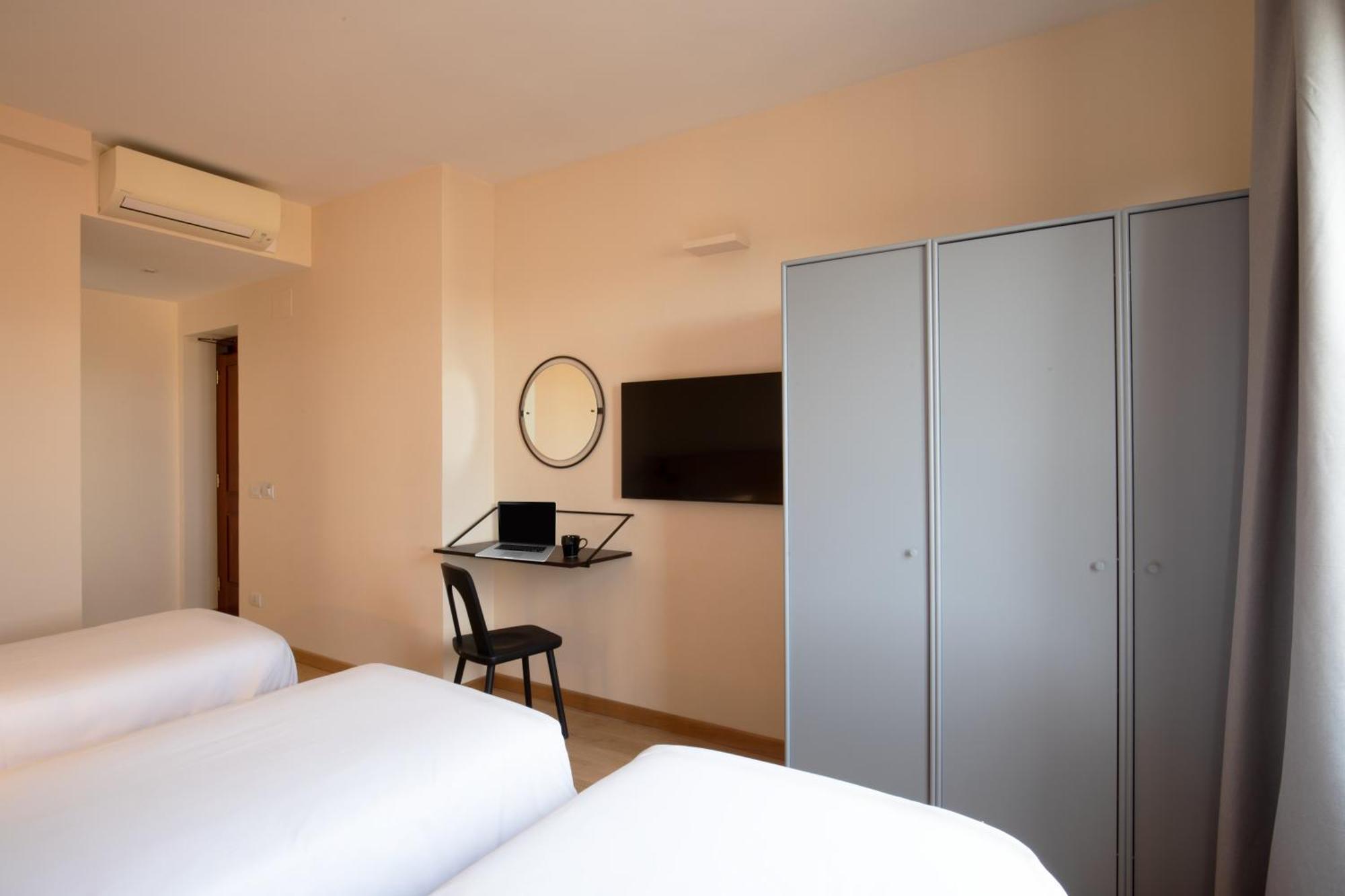 Hotel Colosseum Рим Экстерьер фото