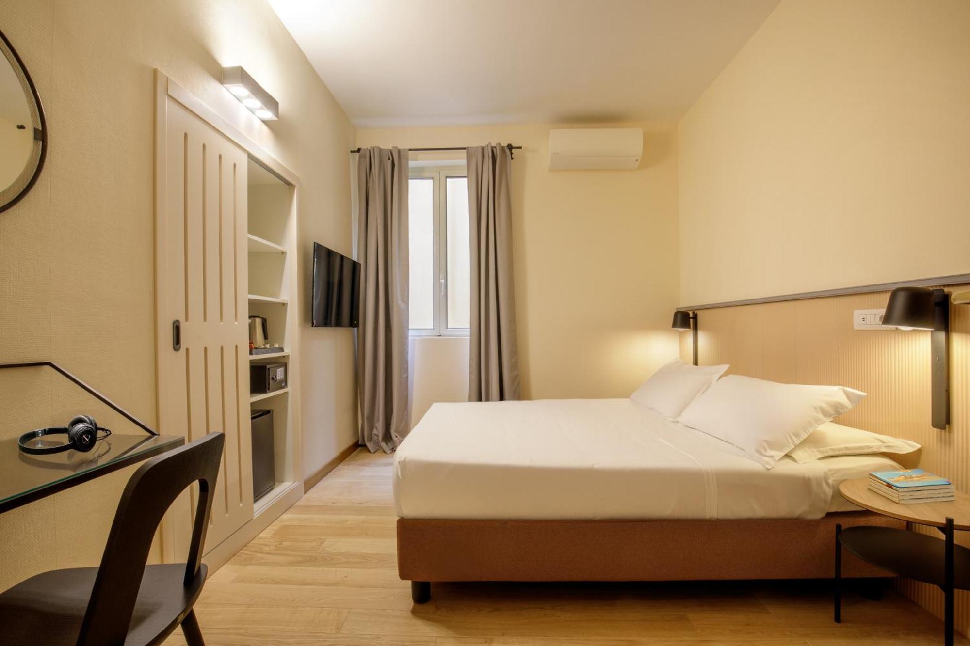 Hotel Colosseum Рим Экстерьер фото